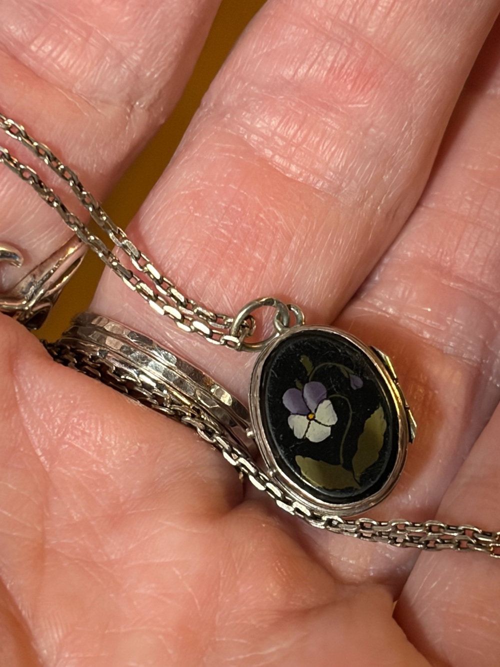Antique Pietra Dura 800 Silver Double Sided Small Floral Motif Locket - Picture 16 of 16